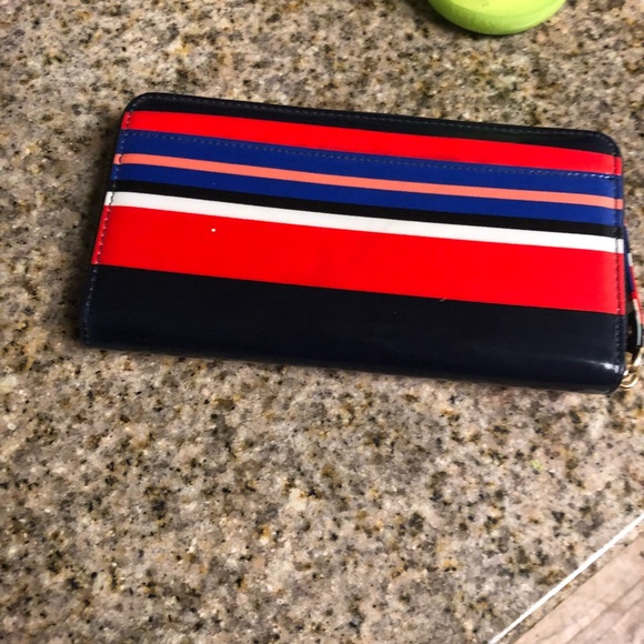 Sold Kate Spade - Picture 2 of 3